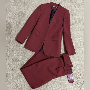 Zara Woman Burgundy Two Piece Suit Set size M